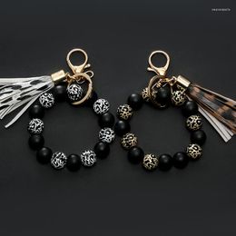 Keychains 1Pc Black And White Colour Tassel Wood Beads Keychain Wrist Strap Bracelet For Women Keys Pu Leather Keyring Jewellery Gifts