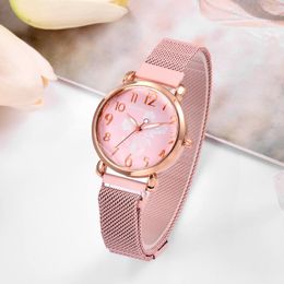 Wristwatches Personality Romantic Fashion Women Watches Luxury Magnet Buckle Flower Watch Ladies Quartz Wrist Party Gifts