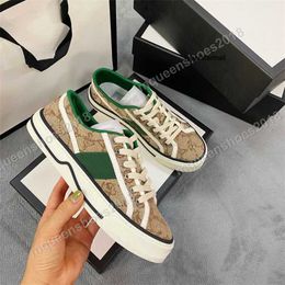 Low Casual Shoes Leather High Quality Mens Womens Pattern 1977 Series Canvas Shoe Classic Tennis White Sneakers Stylish Trainers Chaussures Scarpes Sports