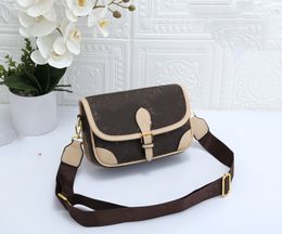 Tasarımcı Diane Satchel Çantalar Kadınlar İçin Çanta Şık Omuz Çantası Lady Crossbody Toates Cüzdan Akşam Cüzdanlar Moda Vintage Flep Sırt Çantası