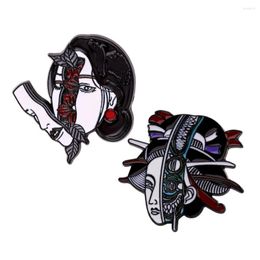 Brooches Alien Geisha Woman Wear Masks Enamel Pins Gothic Horror Demon For Jewellery Halloween Gift