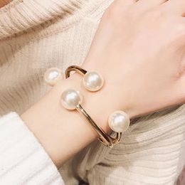 Bangle Retro Personality Exaggerated Pearl Opening Bracelet Korean Version Stylish Elegant Girlfriend Gift Party Jewellery Acces