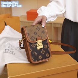 wholesale ladies shoulder bags 3 Colours small fresh classic retro printed mobile phone bag gold buckle fashion handbag trend contrast leather storage coin purse