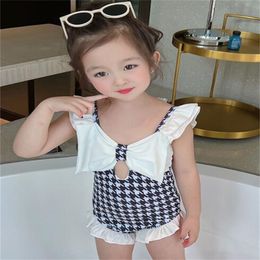 New Style Kids Girls One Piece Swimwear Child baby Cute Bikini Sleeveless Swimsuit bowknot Chidren Beachwear Jumpsuit Swim Clothes