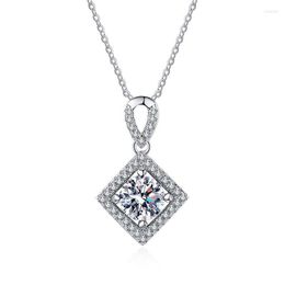 T46I -kedjor Zfsilver Fashion Trendy Classic 925 Silver 1Ct Moissanite Geometric Square Necklace For Women Accessories Charms Wedding Jewelry