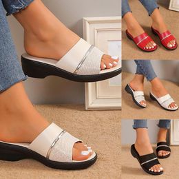 Slippers Women'S Beach Sandals Hollow Casual Flat Shoes Retro With Arch Support For Women