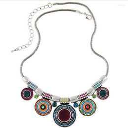 Choker Fashion Ful Charms Resin Crystal Beads Pendant Necklace Chunky Chain Statement Necklaces For Women Vintage Noble Jewellery