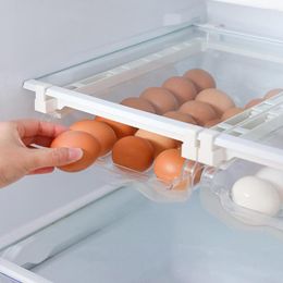 Storage Bottles Egg Tray Plastic Fresh Box Automatic Rolling 18 Grid Capacity Fridge Supplies For Refrigerator Organizer Bin