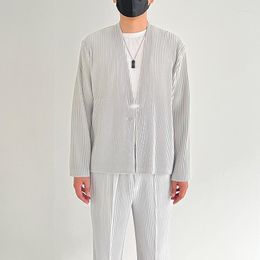 Men's Suits Miyake Pleated Men Blazer Casual Coats Luxury Jacket Suit 2023 Spring V-Neck One Button Designer Jackets Clothing