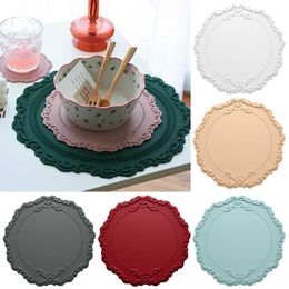 Mats Pads 1Pcs Silicone Placemat Round Lace Table Place Mat Home Washable Coaster AntiSlip Coffee Tea Mats Pad Kitchen Accessories Z0502