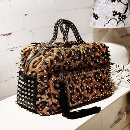 Shoulder Bags Casual Leopard Rivet Luxury Design Rhinestone Tote for Women Messenger Ladies Large Capacity Purses and Handbag 230426