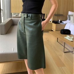 Women's Shorts High Waist Women PU Leather Shorts Motorcycle Female Faux-leather Loose Shorts Army Green Spring Summer GD595 230503