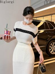 Two Piece Dress 2 Two Piece Suit Chic Self Cultivation Temperament Knitting Tshirt and Skirt Summer Ladies Women Woman Elegant Suit 230503