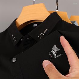 Men's T Shirts Luxury Design Drill Ice Silk Short Sleeved T-shirt Men's Lapel Top 2023 Summer Trend Korean Casual Polo Shirt Wear