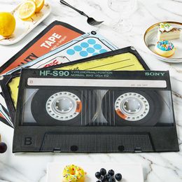 Mats Pads Vintage Cassette Music Tape Placemat NonSlip Heat Resistant Washable Plate Mat For Dining Table Bowl Coaster Home Decor 42x32cm Z0502