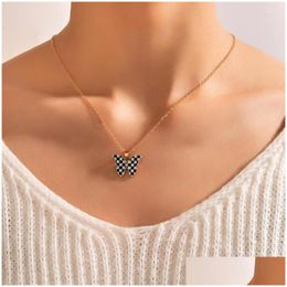 Pendant Necklaces Fashion Simple Creative Butterfly Niche Design Sense Of Personality Geometric Street Shoot Ladies Temperam Dhgarden Dh5Z6