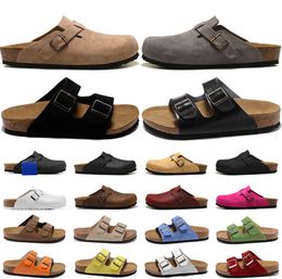 Slippers Boston Clogs Designer Sandals Men Women slides slipper Soft Footbed Suede sliders Leather Buckle Strap Flats Cork Shoes Motion current 69ess