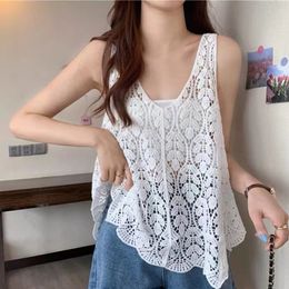 Camisoles Tanks Women Summer Hollow Out Crochet Vest Waistcoat Bohemian Knitted Floral Leaves Camisole Sleeveless Cover Up for Tank Card 230503