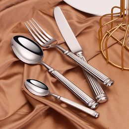 Dinnerware Sets 4 Pieces Stainless Steel Cutlery Sliver Vintage Tableware Set Elegant Dinnerware Mirror Knife Spoon Fork Set Kitchen Utensils 230503