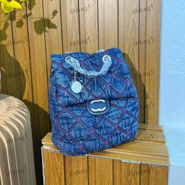Designer Women Denim Backpack Bucket Bag Clamshell quilted Handheld Crossbody Bags Retro Blue two-color Gradient Hardware Turn Button Coin Charm Makeup Box 22X27cm