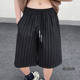 Men's Shorts Summer Men Fashion Oversized Ice Silk Streetwear Loose Pleated Mens Beach Plus Size M-5XL