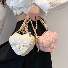 Evening Bags 2023 Luxury Designer for Woman Heart Shaped Mini Women Leather Purse For Ladies Chain Trend Shoulder Crossbody 230504