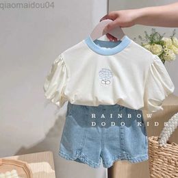Clothing Sets Korean Teenagers Baby Kid Girls Embroidery T-shirt 2023 Summer Short Sleeve Top +Denim Shorts 2pcs Outfits Baby Gir AA230504