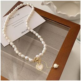 Chains Elegant Baroque Pearl Necklace For Women Simple Heart Shell Pendent Clavicle Chain Charm Girls Choker Trend Collar Jewellery Gifts