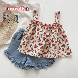 Clothing Sets Lawadka Summer Baby Girl Clothes Floral T shirt Denim Short 2Pcs Children s Suit Fashion Outfits Soft 230504