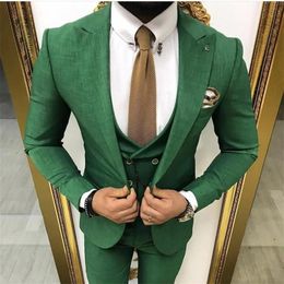 New Green Groom Wear Wedding Tuxedos Slim Fit Groomsmen Peak Lapel Business Suits Prom Party 3 pieces set Jacket Pants Tie Vest