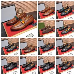 New Style Luxury Men Shoes Square Toe Formal designer Dress Leather Shoes Italian Loafers Party Wedding High Quality Brogue Shoe