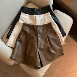 Women's Shorts Pantalones Cortos De Mujer Casual Sexy Vintage Black PU Leather Shorts Women Winter Biker High Waist Wide Leg Booty Shorts 230504