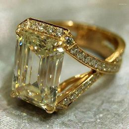 Cluster Rings Square Austrian Crystal Zircon Diamonds Gemstones For Women 18k Gold Color Cross Trendy Design Wedding Bands Jewelry Gifts