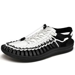 Sandals Fashion Brand Men Handmade Weave Hollow Shoes Outdoor Nonslip Beach Lightweight Breathable Big Size 230503
