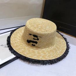 Nuovo cappello da sole per la protezione da sole della spiaggia per le vacanze estive intrecciate a mano a tesa larga da donna a tenace a tenace francese cappello francese