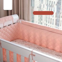 Kudde Pure Cotton Baby Bed Barrier stötfångare mjuk spjälsäng runt stötfödda födda barn Säkra skyddsbarn