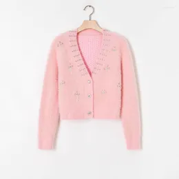 Women's Knits Sweet Pink Cardigan 2023 Winter Luxury Beaded V-Neck Short Long Sleeve Mink Cashmere Sweater Elegant Women Knitted Coat