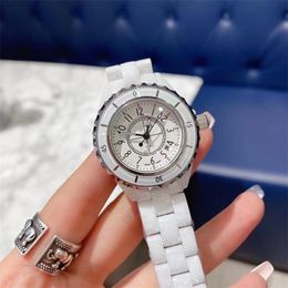 Xiaoxiangfeng Classic J12 Ceramic Watch модная мода и женская кварцевая пара смотрит 520 подарок