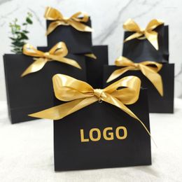 Gift Wrap 100 Pcs Custom Logo Bag With Handle Personalised Business Shopping Apparel Packaging Kraft Paper Party Wedding Supplier