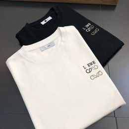 Erkek Tasarımcı T Shirt Erkek Tişörtleri Zehirlenmiş Yıldız Aynı Lowe Yiwei İşlemeli Göğüs Pamuk Kısa Kol ve Kadınlar Plus Boyut