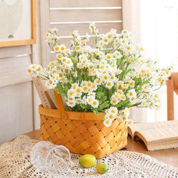 Decorative Flowers Artificial Small Daisy High-end Fake Flower Po Props Living Room Silk Table Setting