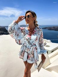 Women's Tracksuits 2023 Ladies Sexy V-neck Lartern Sleeve Shirt Tops Pleated Shorts Set Fashion Boho Beach Suit Casual 2 Piece Sets Women