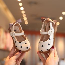 Sandals Girls Half Sandals Spring Summer Shoes Toddlers Little Children Shoes Cut-outs Dots with Bowtie Bow-knot on The Back Sweet 230505