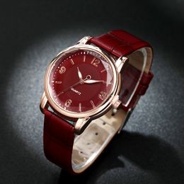 Female Casual Wild Belt Watches Simple Fashion Ladies Generous Temperament Wristwatches Party Dress Matching Items Gifts