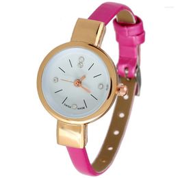 Wristwatches Gnova Platinum Small Women Watch Golden Dial Soft PU Leather Strap Quartz Wristwatch Kids Fashion Girl Geneva Style A946