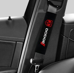 Pegatizas automáticas Cubierta del cinturón de seguridad Softslebelt almohadillas del hombro impreso para esquivar el viaje Ram 1500 Challenger Calibre