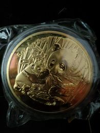 Arts and Crafts Chinese Shanghai Mint 5 oz gold Colour 2005Y panda silver Commemorative Medallion