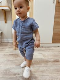 Clothing Sets 2pcs Summer Newborn Baby Girls Clothes Solid Muslin Cotton T-shirtShorts Sets Kids Boy Short Sleeves Clothing Outfits 0-3T 230505