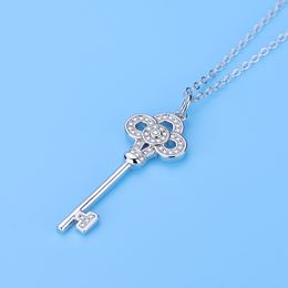 Beautiful Women Style Clover Key Pendant Necklace White Gold Plated Jewellery for Gift