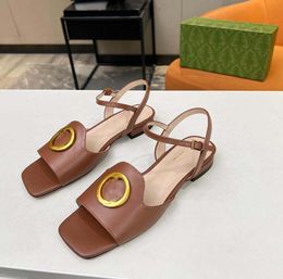 2024 Fashion brand wonen sandals big size 35-43 flip-flops red sandals with rubber sole with web rubber strap women Slippers